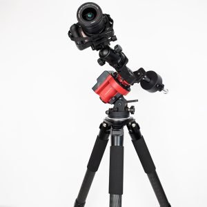 Heavy duty CF tripod 1570 with camera tracker