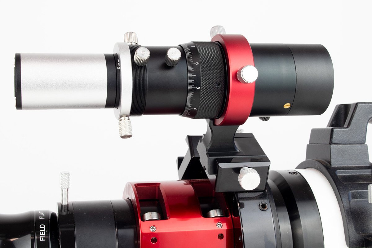 Sidereal Trading 30f4 guide scope on refractor